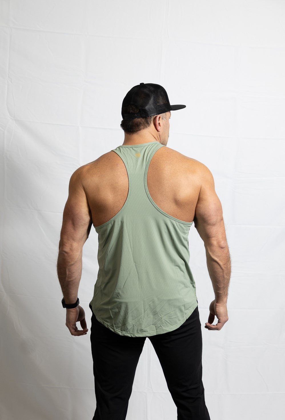 Men’s Loose Fitness Round Neck Sleeveless T-Shirt