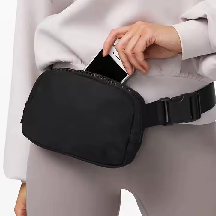 Waterproof Cross-Body Fanny Pack – Minimalist Nylon Sports Bag